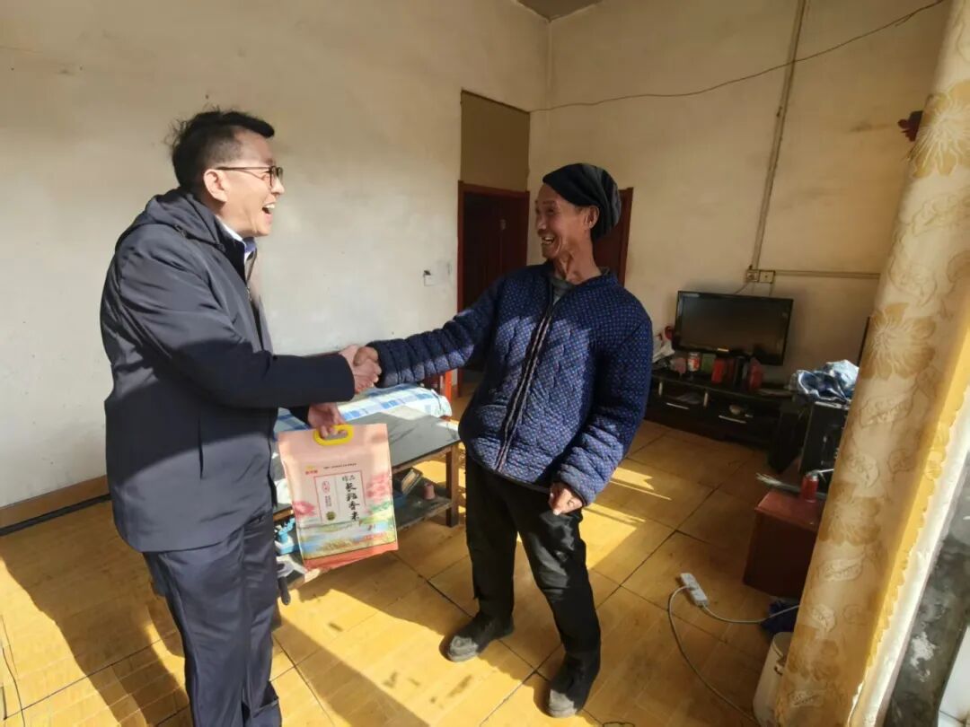 济中城发集团开展走访慰问送温暖活动②驻村新春慰问(图4)